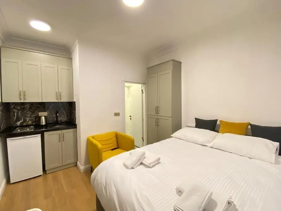 New Flat Near Istiklal Street Lägenhet Istanbul